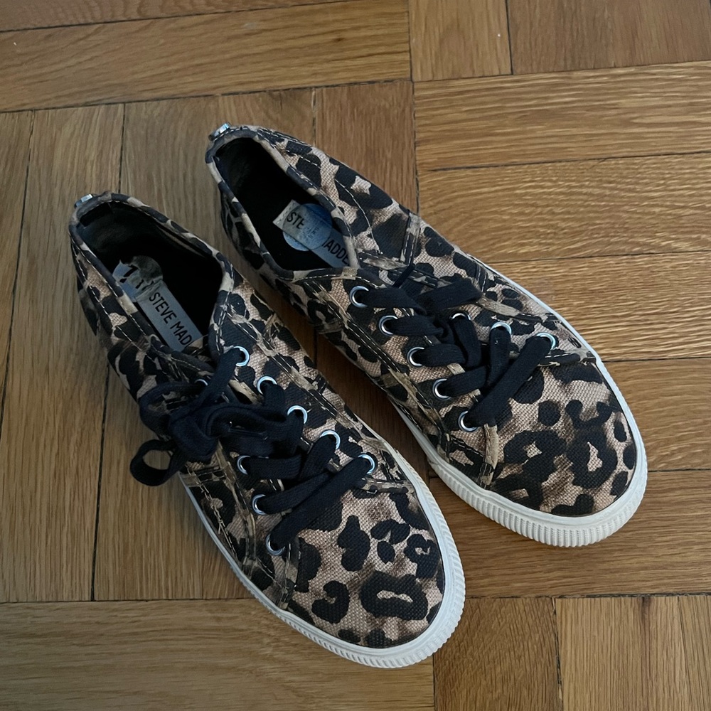 Steve Madden Leopard Sneakers